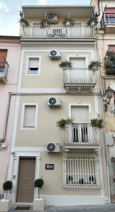 4Rooms B&B - Holiday Home Lamezia Terme Ngoại thất bức ảnh